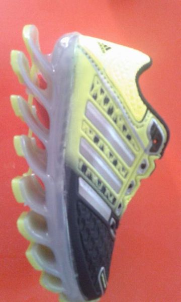 Adidas SpringBlade infantil amarelo